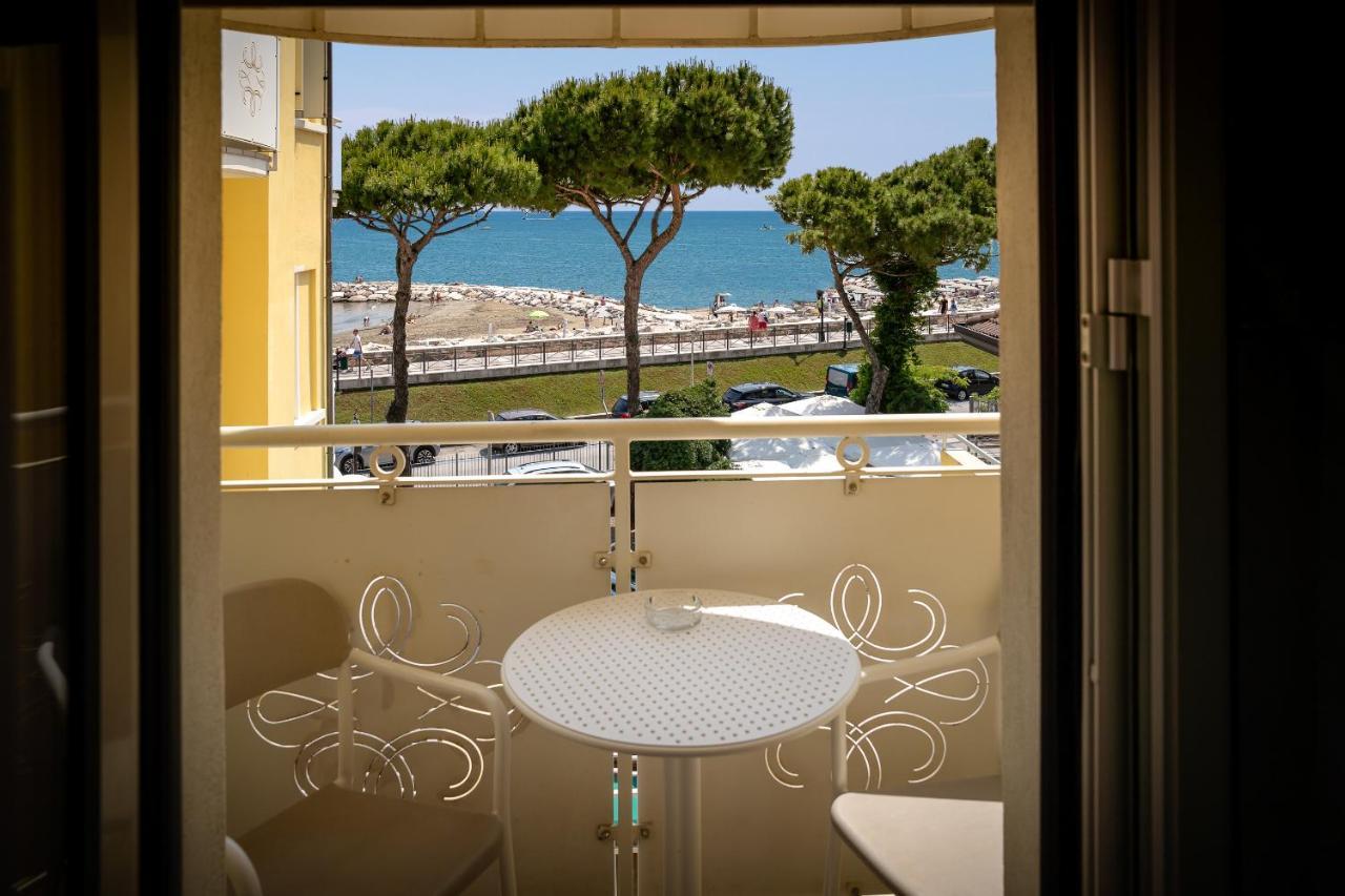 Hotel Le Lampare Caorle Eksteriør bilde
