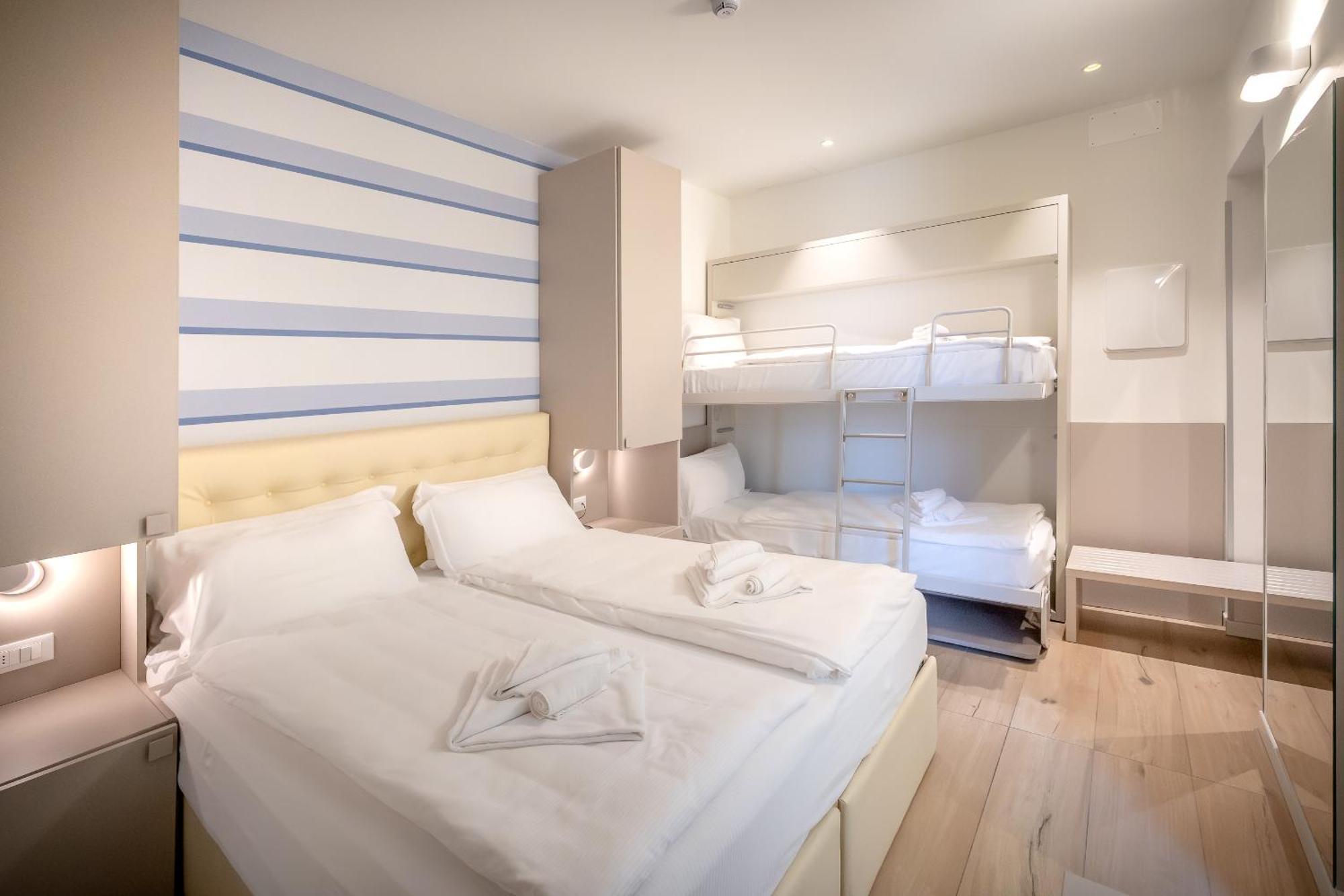 Hotel Le Lampare Caorle Eksteriør bilde