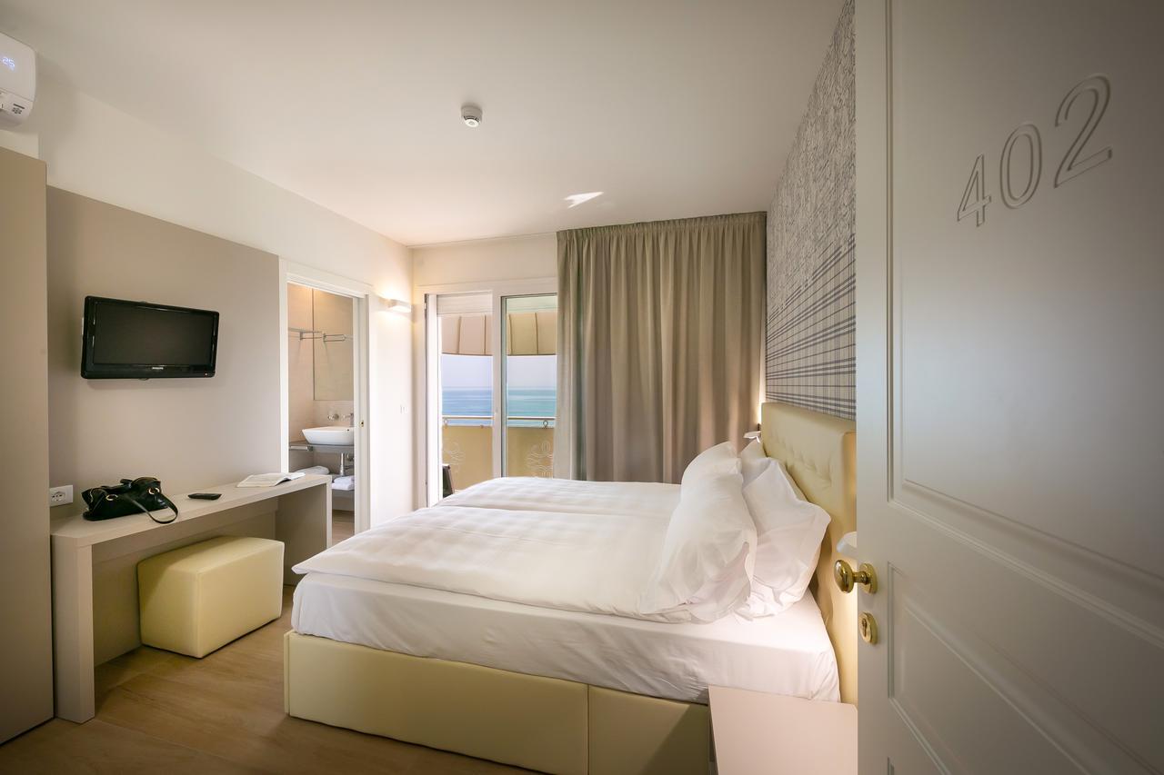 Hotel Le Lampare Caorle Eksteriør bilde