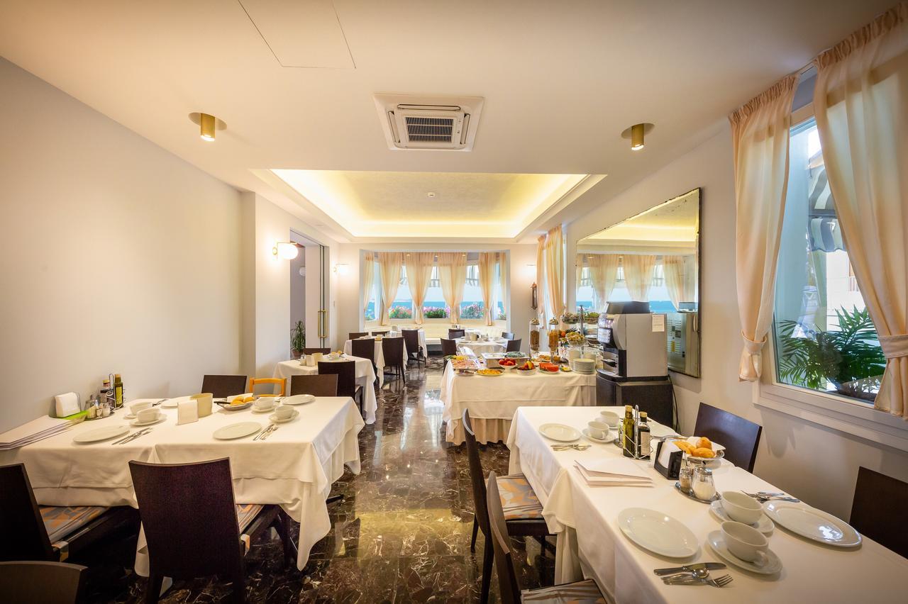 Hotel Le Lampare Caorle Eksteriør bilde